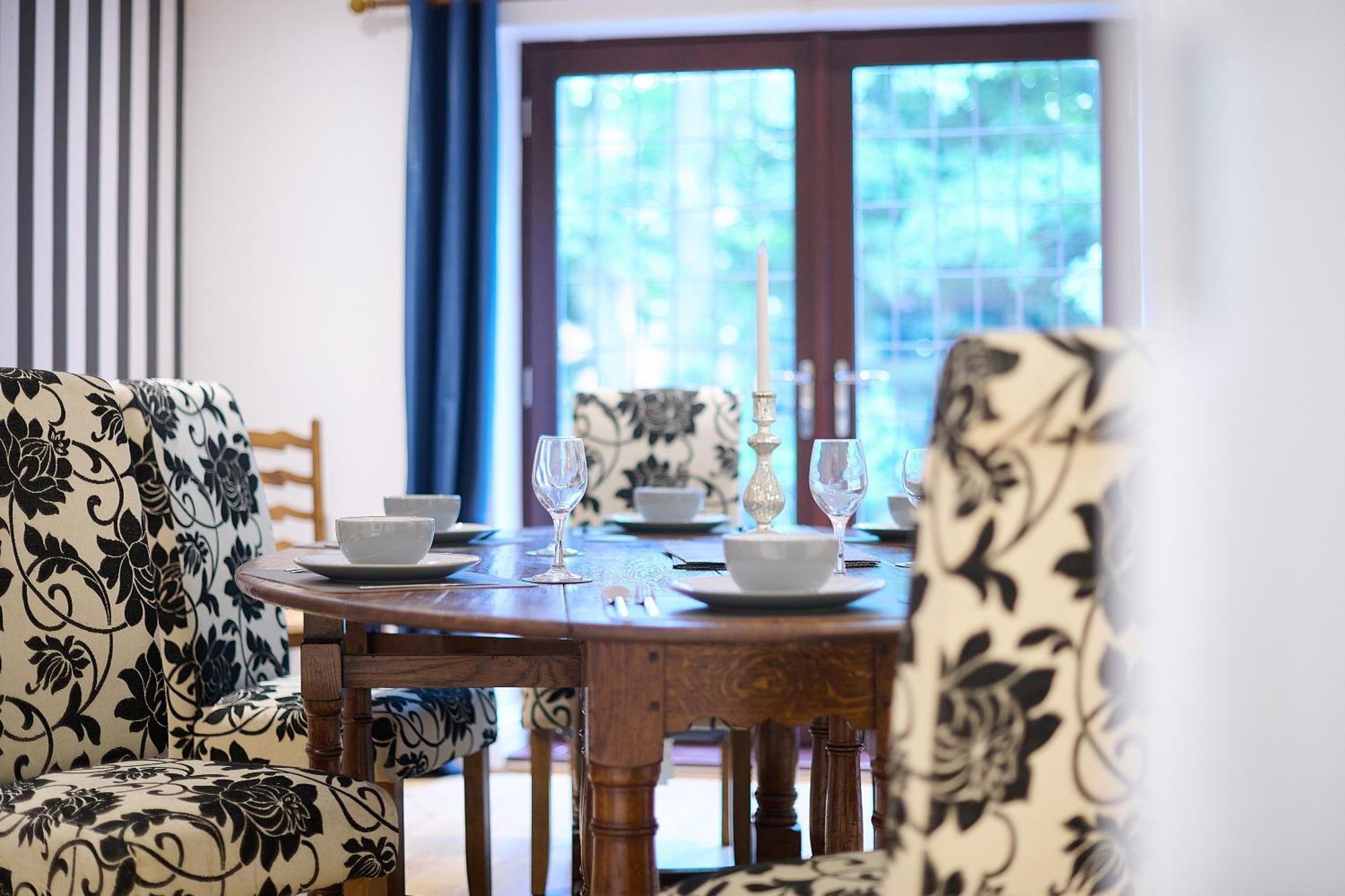 Spacious Home For Large Families And Contractors Wolverhampton Eksteriør bilde