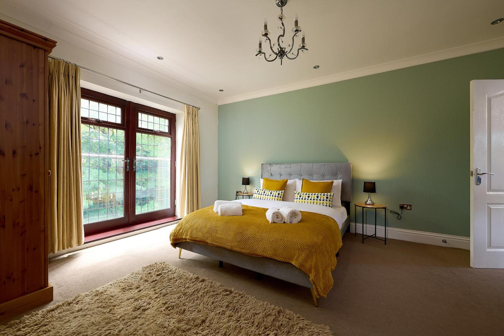 Spacious Home For Large Families And Contractors Wolverhampton Eksteriør bilde