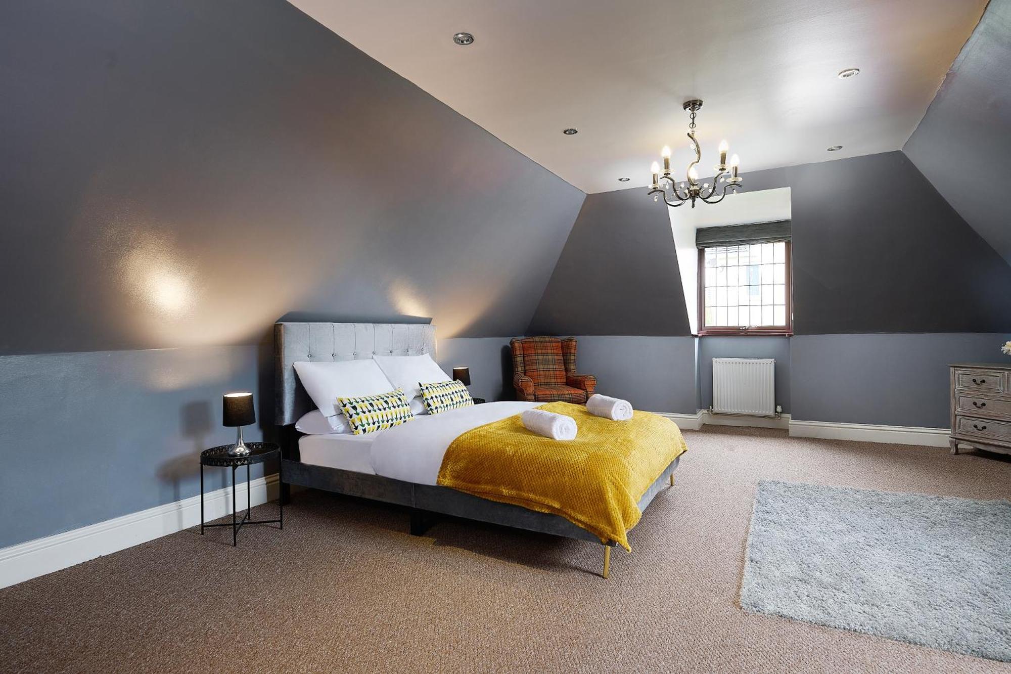 Spacious Home For Large Families And Contractors Wolverhampton Eksteriør bilde