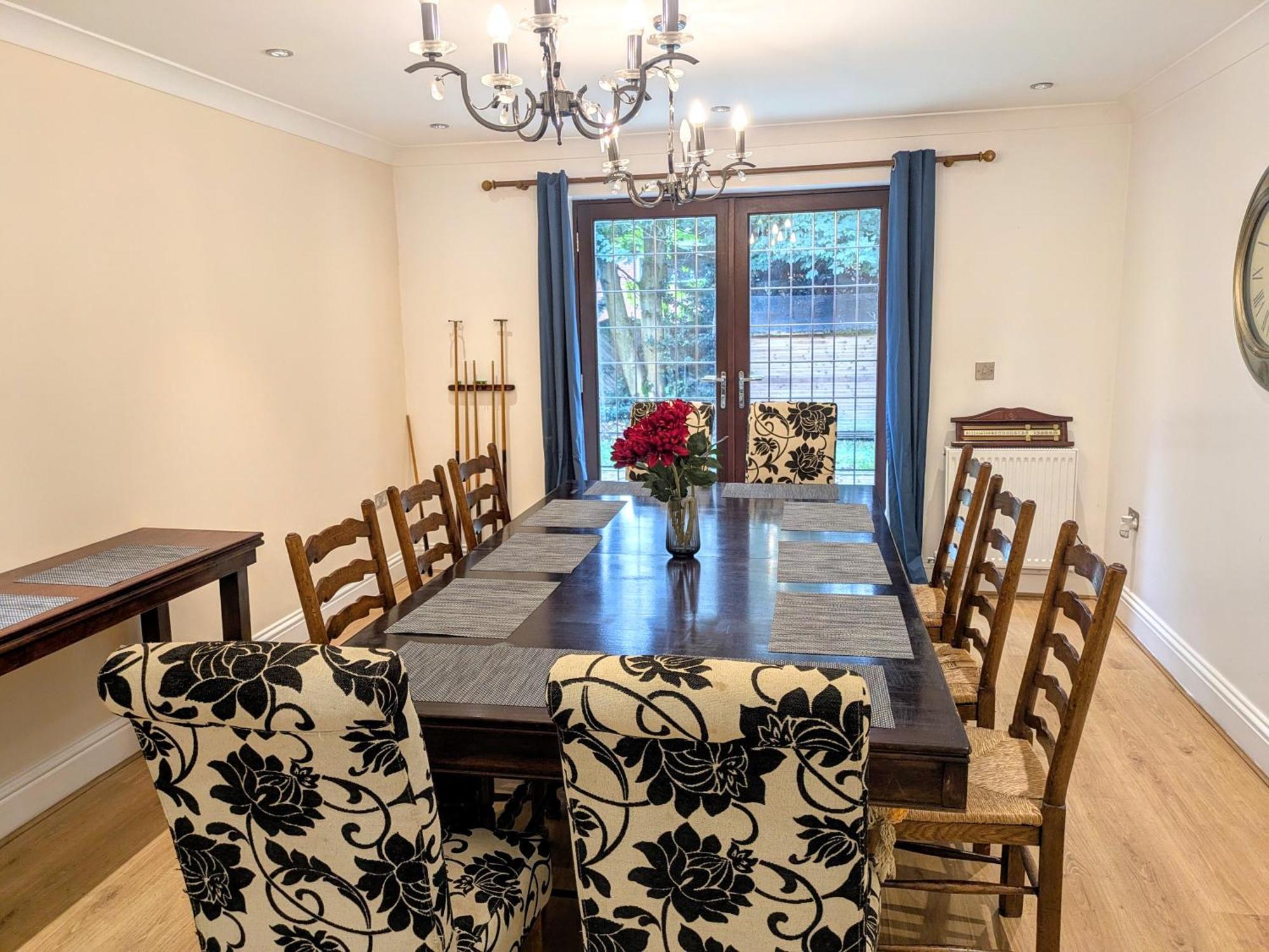 Spacious Home For Large Families And Contractors Wolverhampton Eksteriør bilde